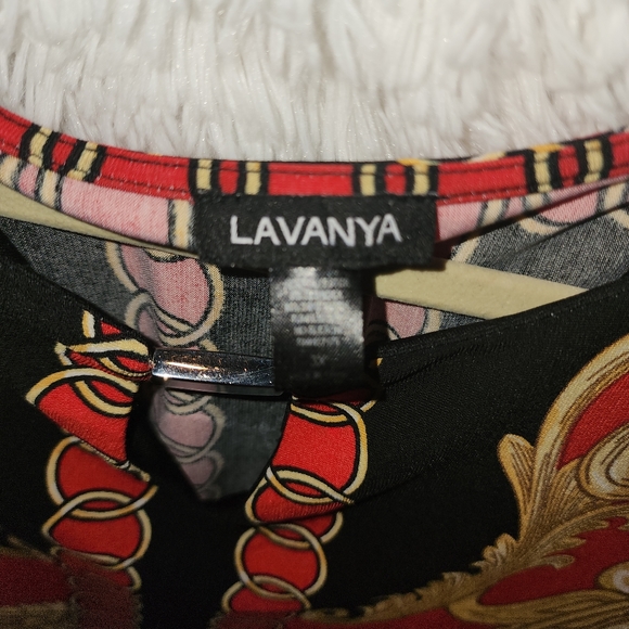 **** Woman's Dress**** - Picture 4 of 5